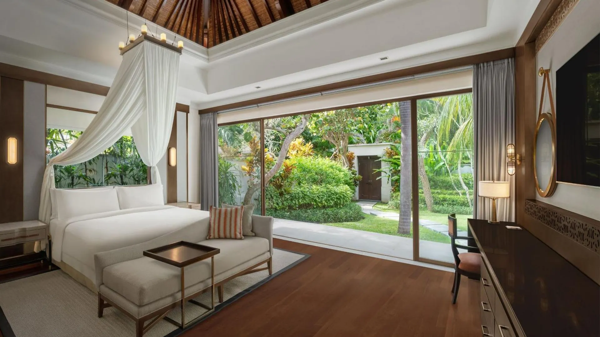 The Laguna, A Luxury Collection Resort & Spa, Nusa Dua, Bali Нуса-Дуа